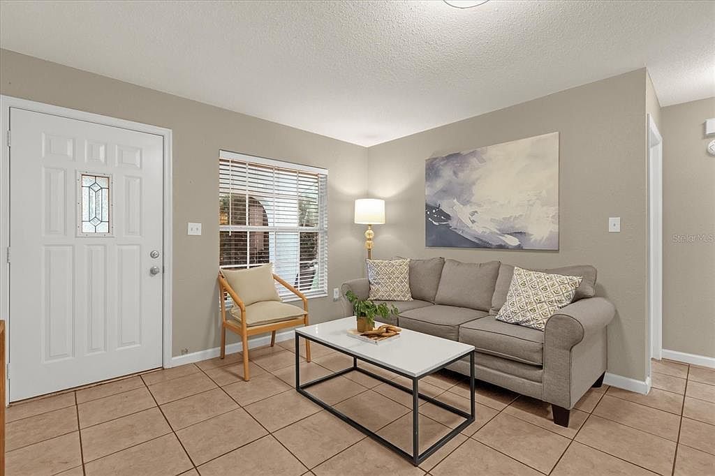 1108 Henry Balch Dr Orlando, FL 32810 - Thumbnail 5