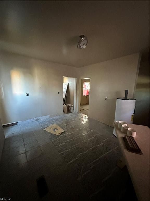2710 Orcutt Ave Newport News, VA 23607 - Thumbnail 5