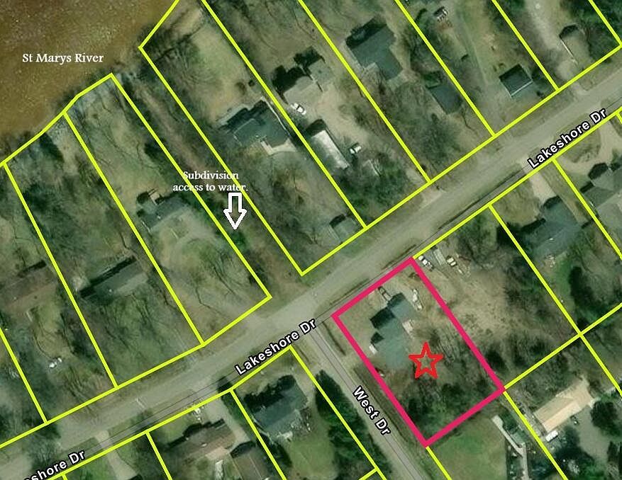 3349 Lakeshore Dr Sault Sainte Marie, MI 49783 - Thumbnail 5