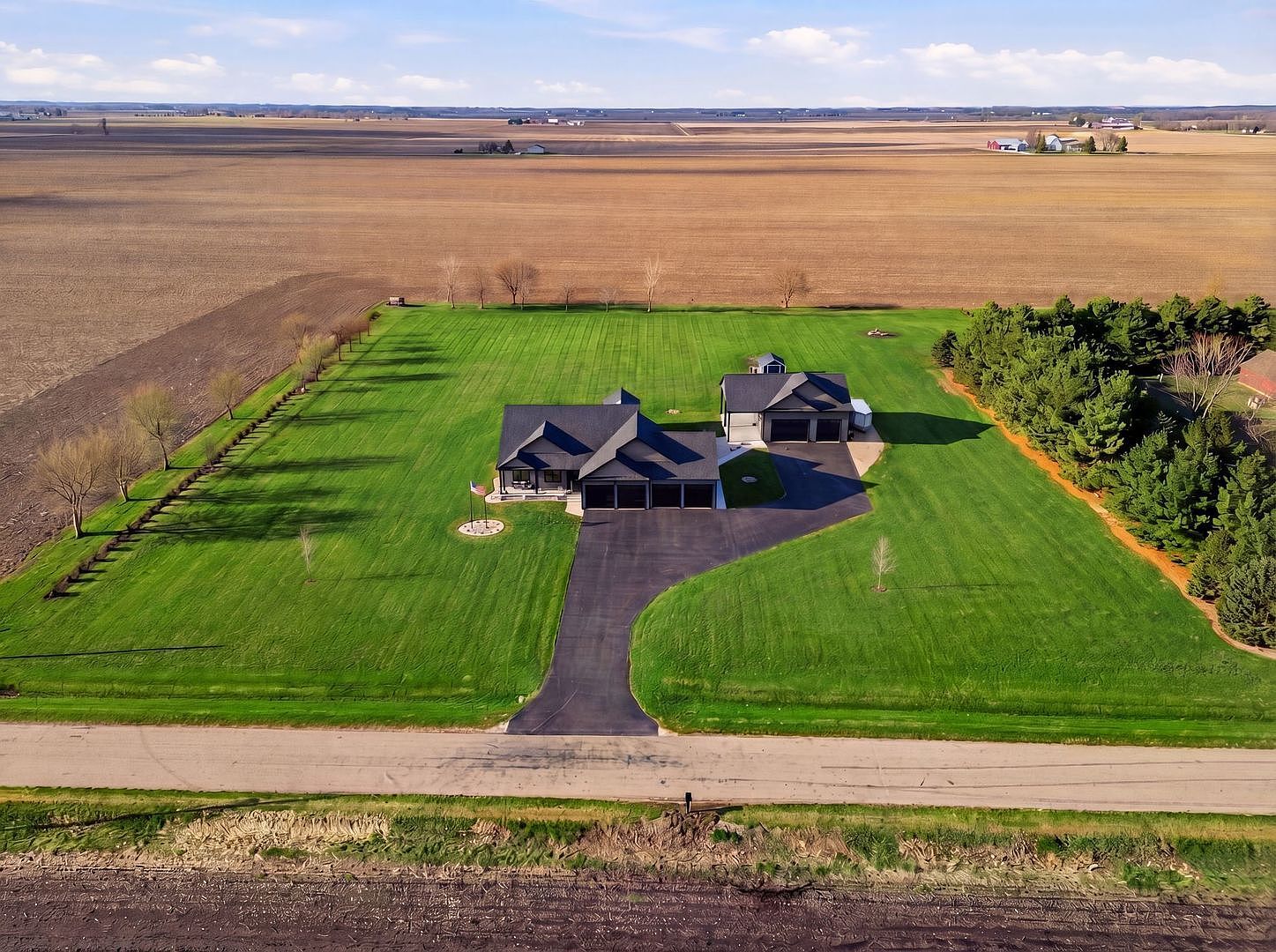 2401 N 4350th Rd Sheridan, IL 60551 - Thumbnail 5