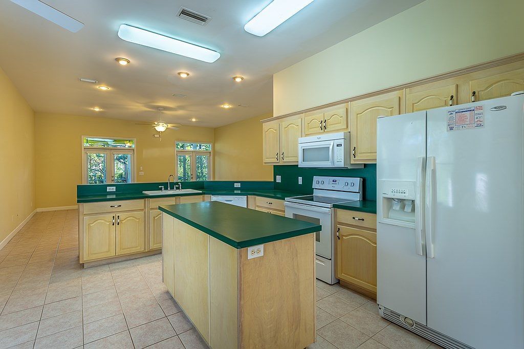 1208 Sea Dunes Dr Saint George Island, FL 32328 - Thumbnail 5