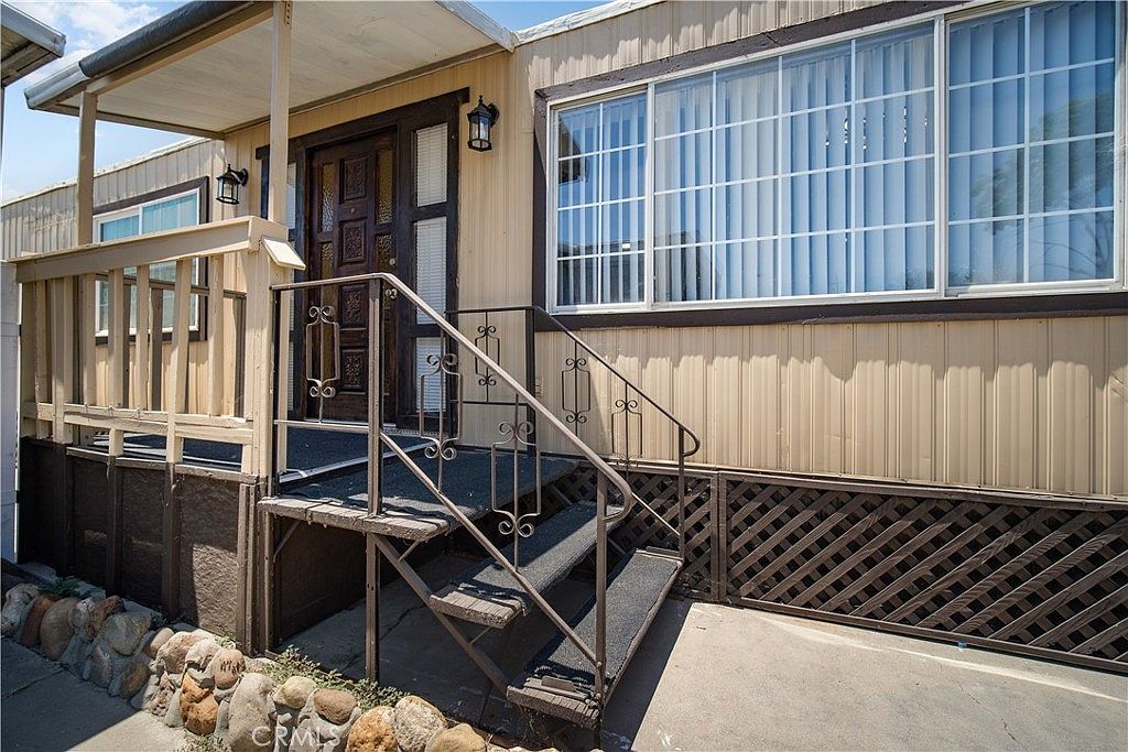 348-394 Petrol Rd Bakersfield, CA 93308 - Thumbnail 5