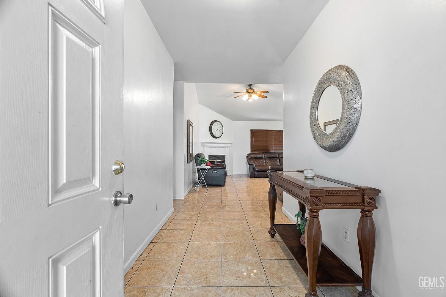 623 Broken Arrow Ave Bakersfield, CA 93307 - Thumbnail 5