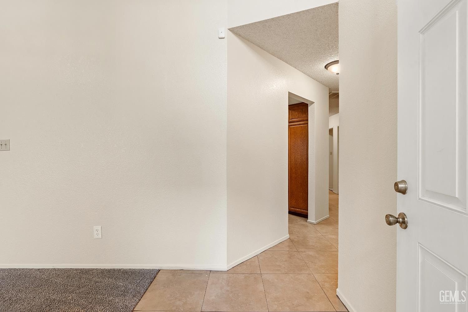 2204 Kelso Peak Ave Bakersfield, CA 93304 - Thumbnail 5