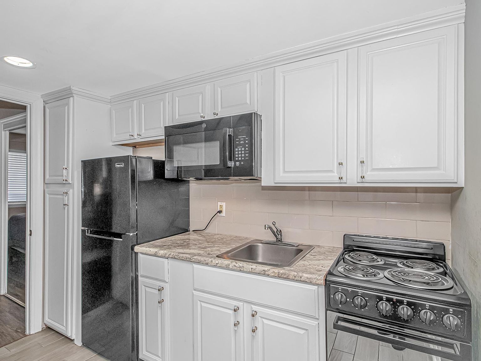 2001 S Ocean Blvd UNIT PENTHOUSE 813 Myrtle Beach, SC 29577 - Thumbnail 5