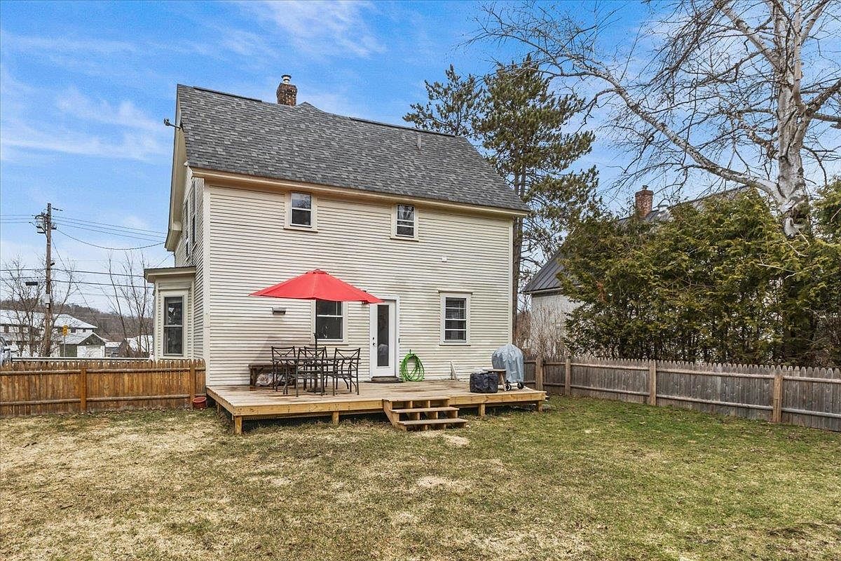 90 Circle St Barre, VT 05641 - Thumbnail 5