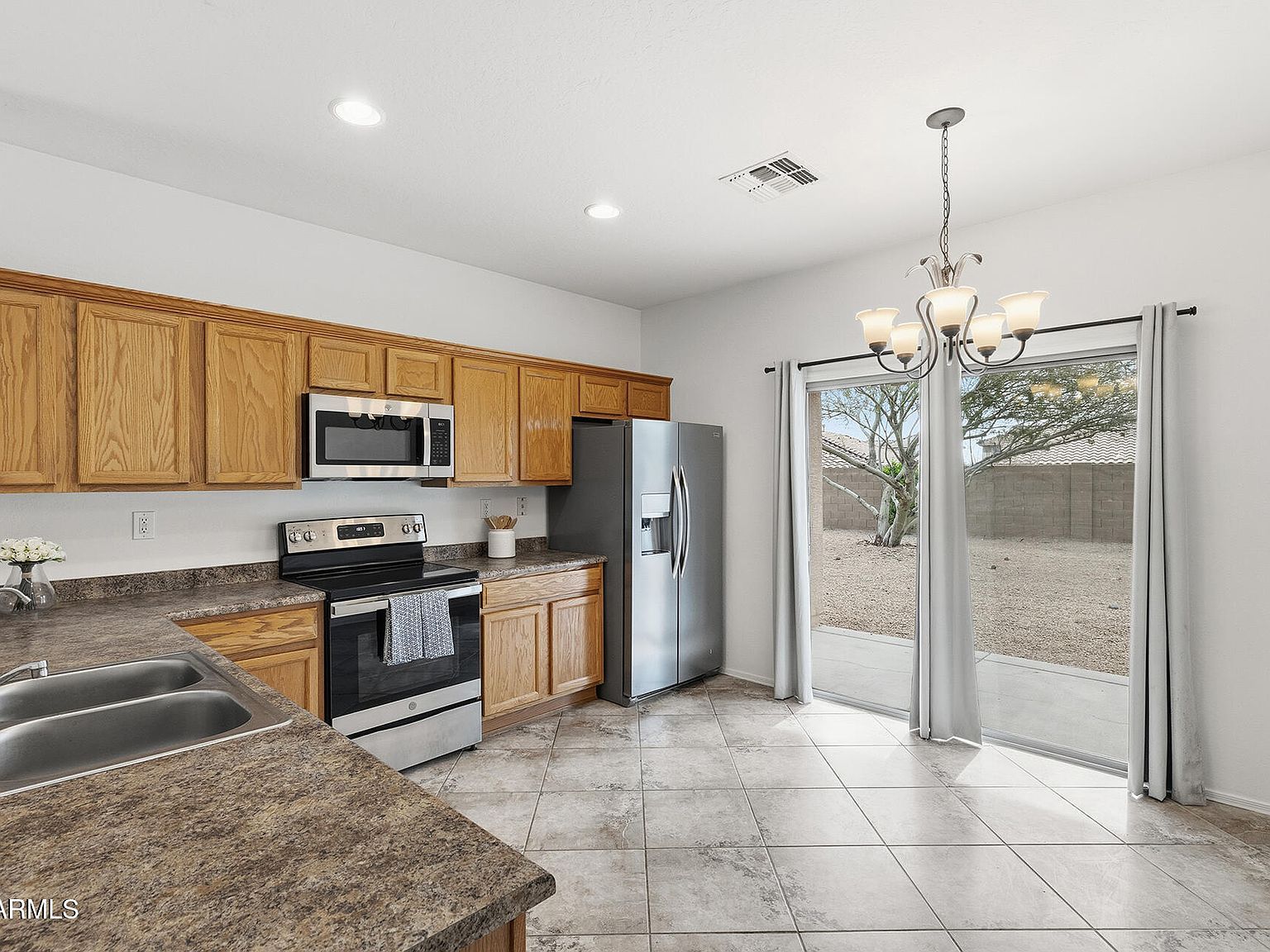 39531 N White Tail Ln Phoenix, AZ 85086 - Thumbnail 5