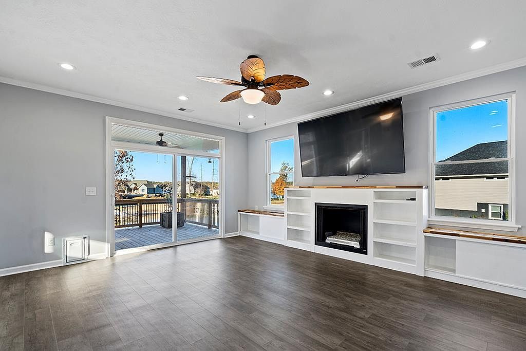 137 Boardwalk Greenwood, SC 29649 - Thumbnail 5