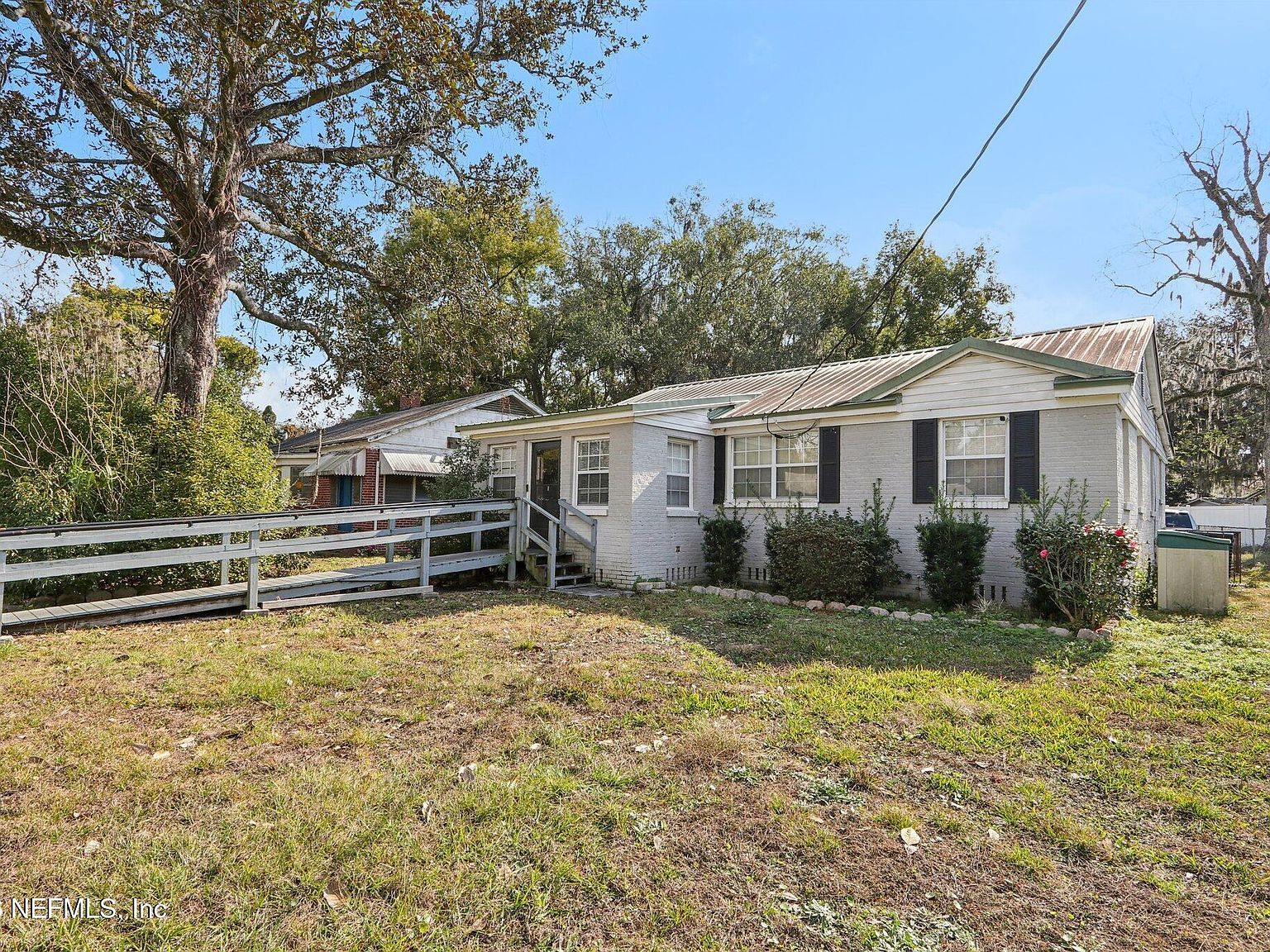 560 W 67th St Jacksonville, FL 32208 - Thumbnail 5