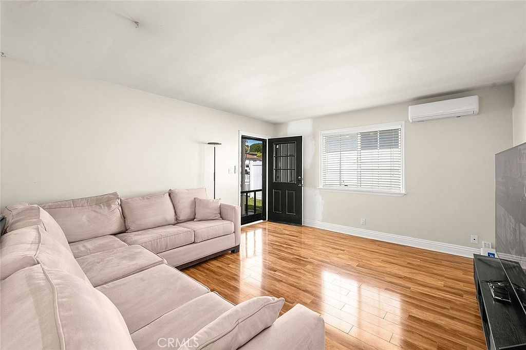 145 Avenida Pelayo San Clemente, CA 92672 - Thumbnail 5