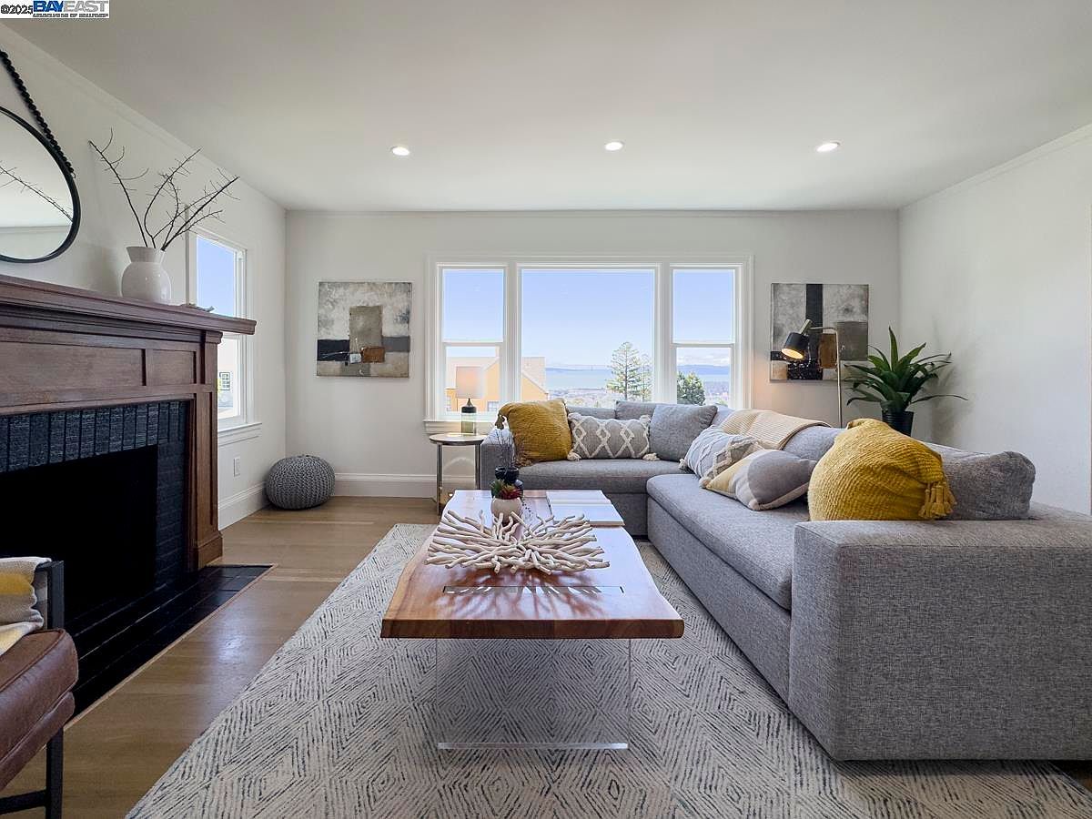 479 Kentucky Ave Berkeley, CA 94707 - Thumbnail 5