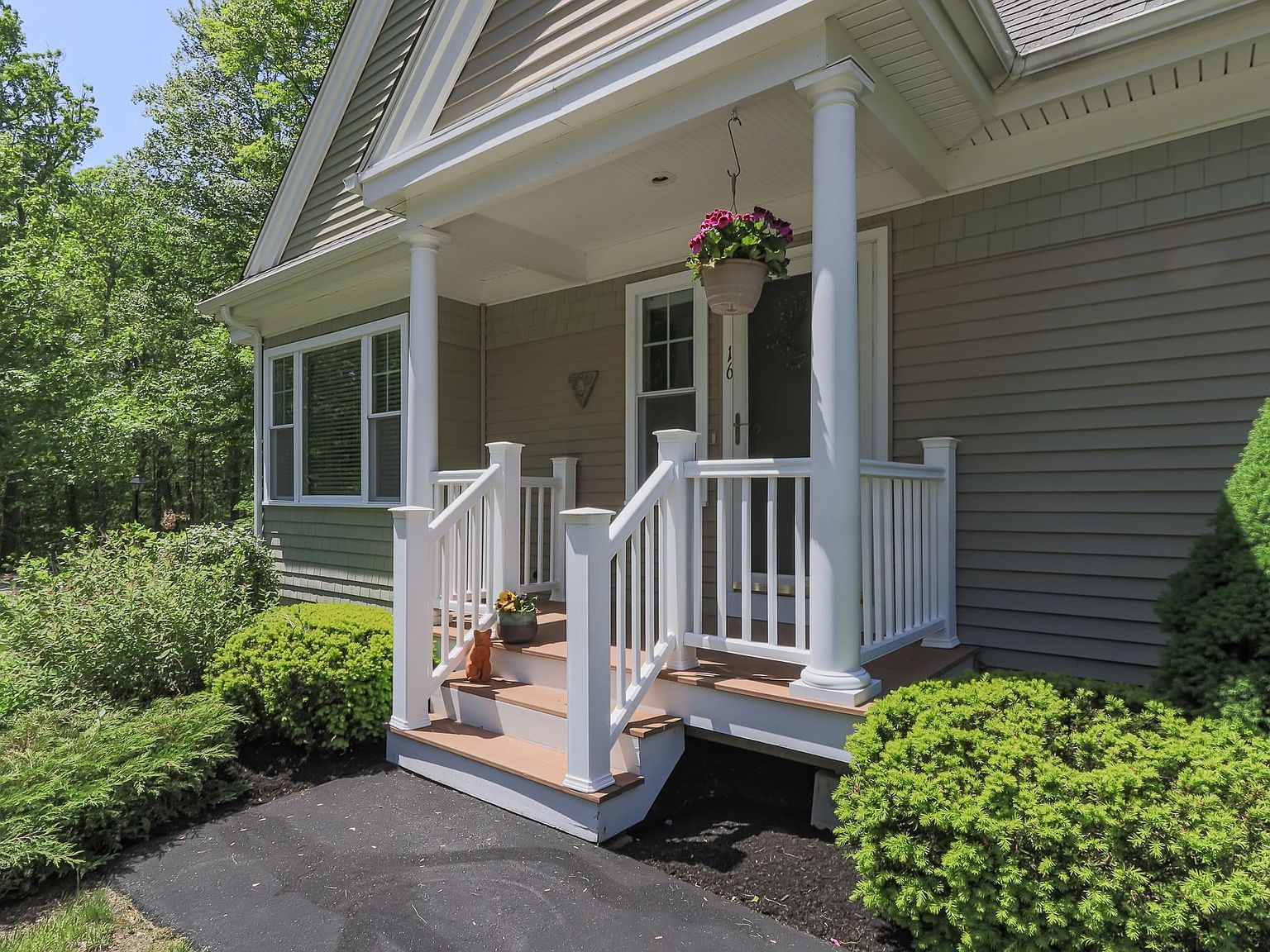 16 Mill Pond Rd Brentwood, NH 03833 - Thumbnail 5