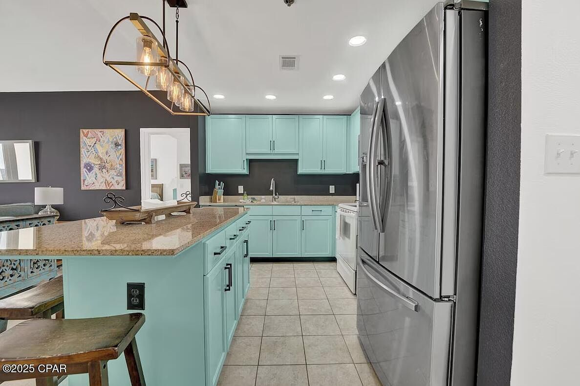 9902 S Thomas Dr UNIT 629 Panama City Beach, FL 32408 - Thumbnail 5