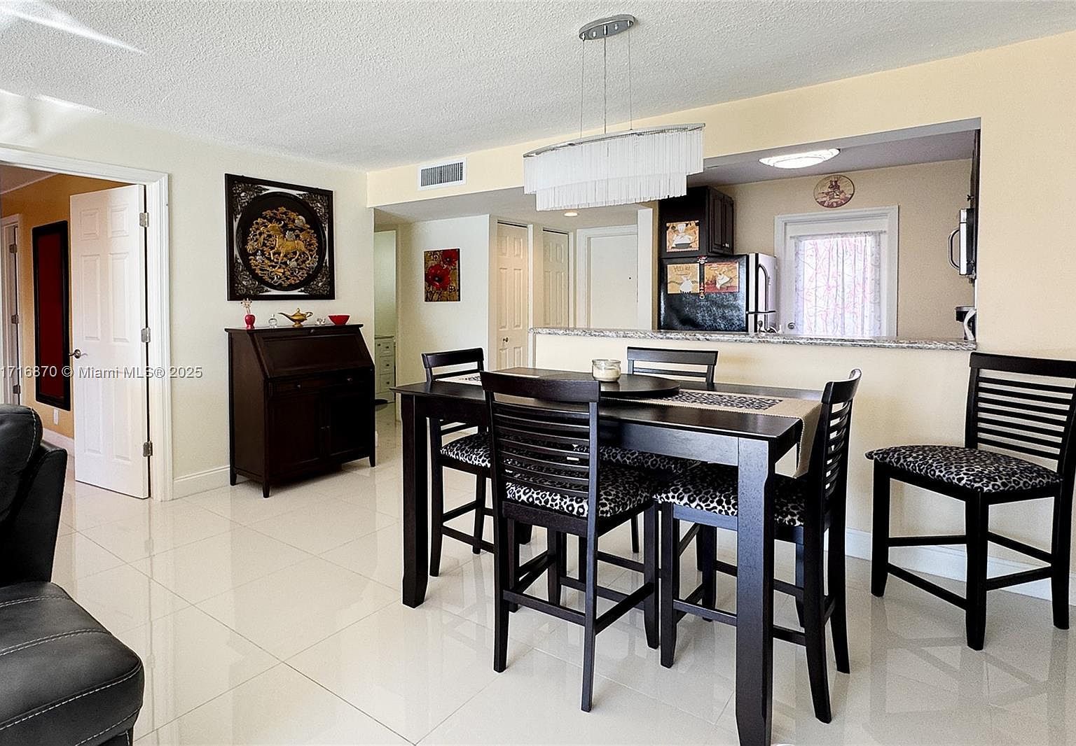 2600 Diana Dr APT 209 Hallandale, FL 33009 - Thumbnail 5