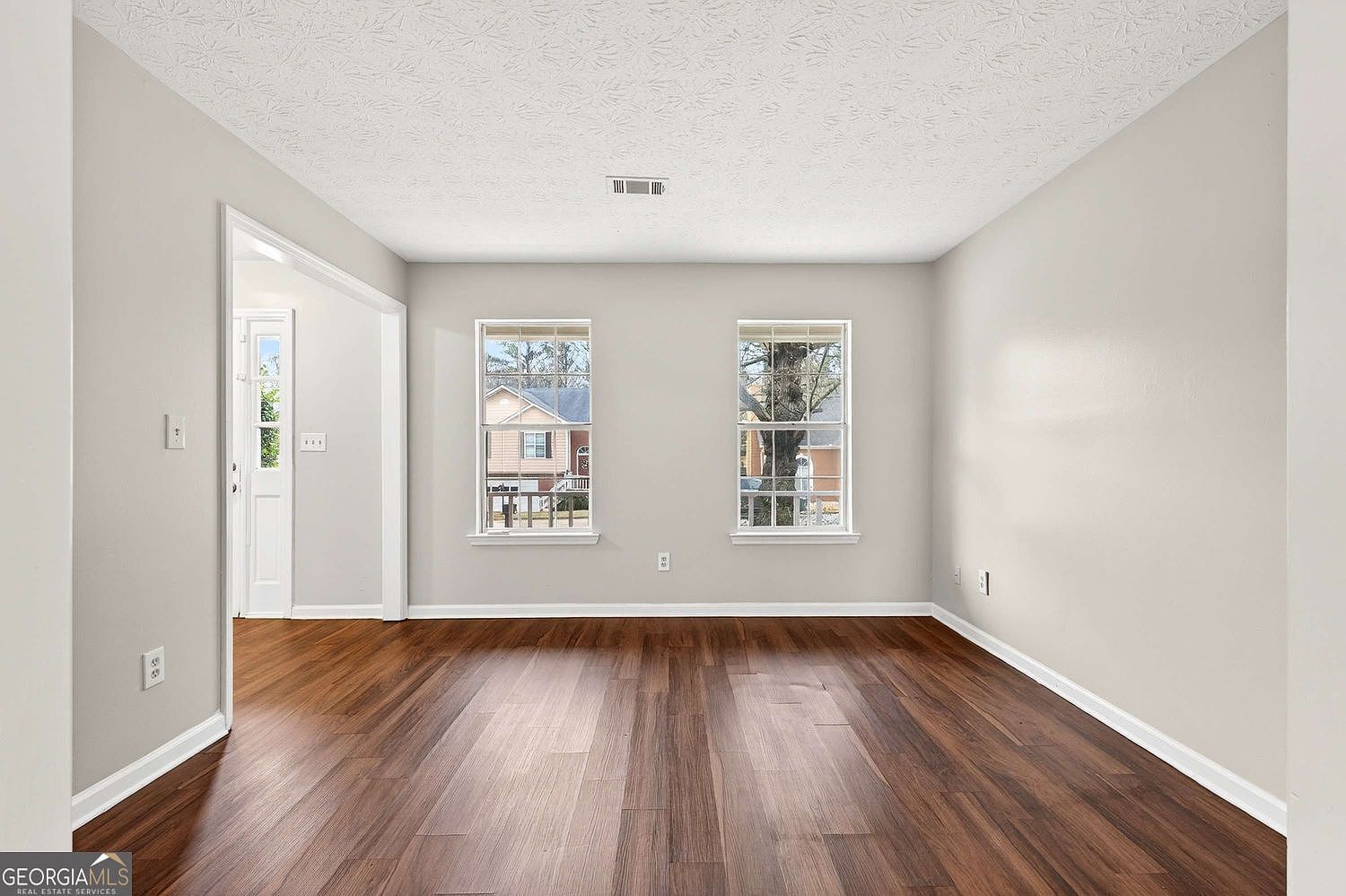 979 Oakwood Chase Cir Stone Mountain, GA 30083 - Thumbnail 5