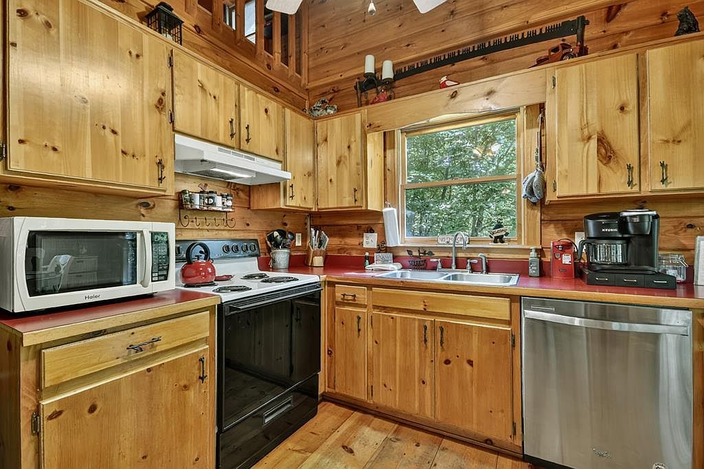 135 Tomahawk Trl Blue Ridge, GA 30513 - Thumbnail 5