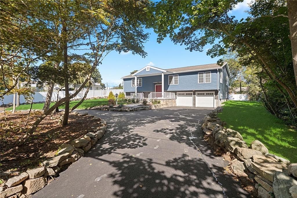 4 Shore Rd Westerly, RI 02891 - Thumbnail 5