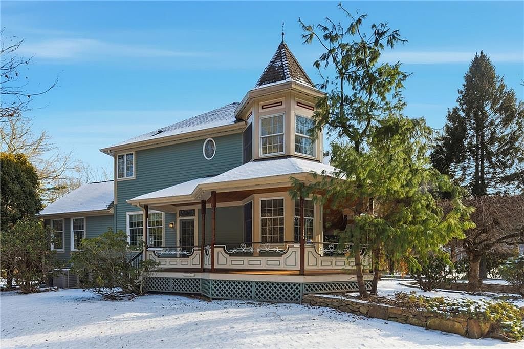 396 Love Ln Warwick, RI 02818 - Thumbnail 5