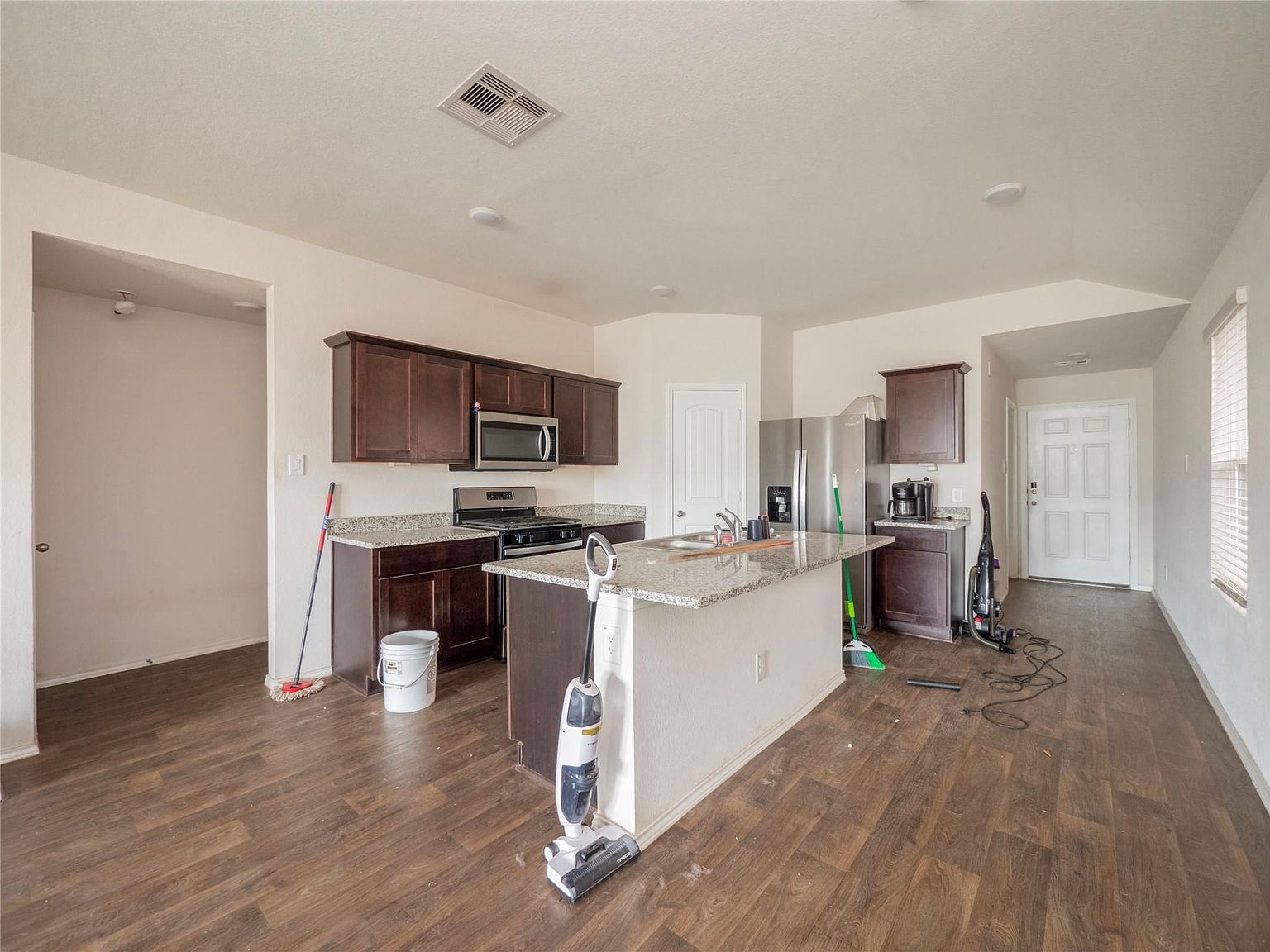 205 Granary Dr Uhland, TX 78640 - Thumbnail 5