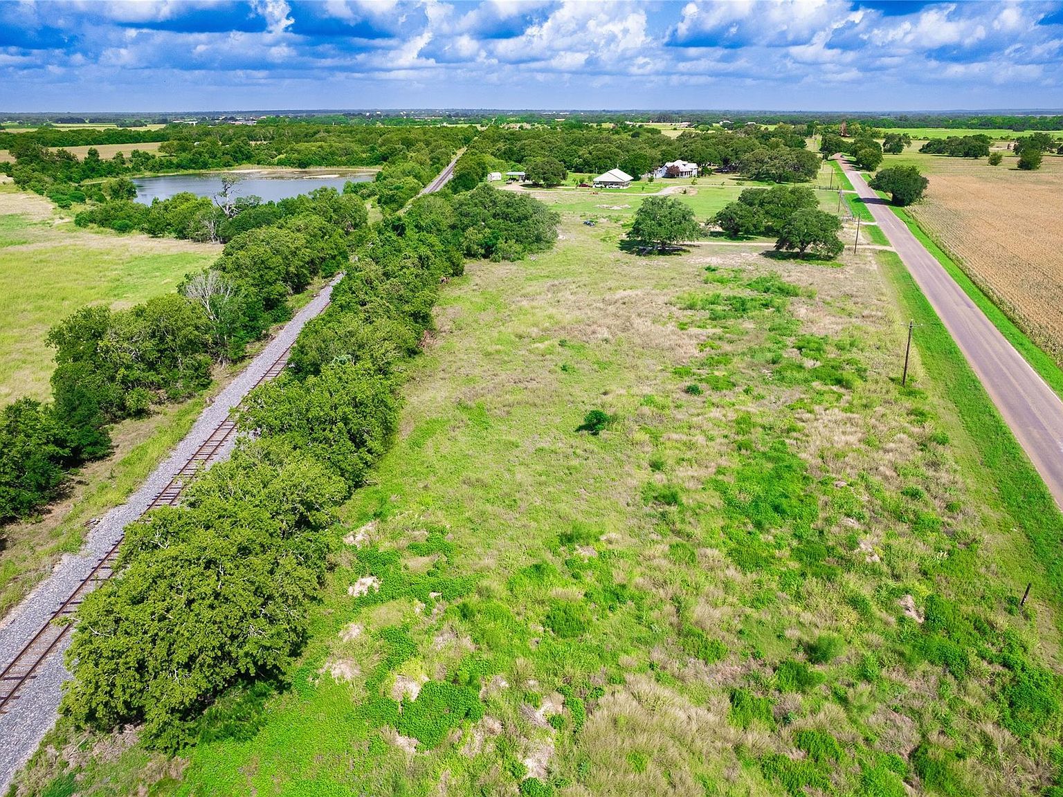 2441 Old Plum Hwy La Grange, TX 78945 - Thumbnail 5