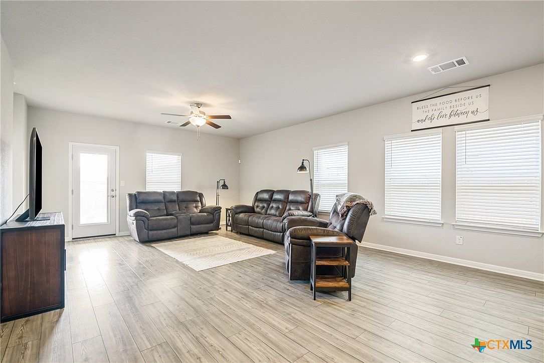 10310 Mager Ln Hutto, TX 78634 - Thumbnail 5