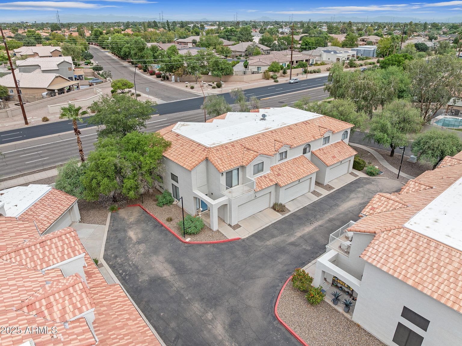 1070 E Sunburst Ln Tempe, AZ 85284 - Thumbnail 5