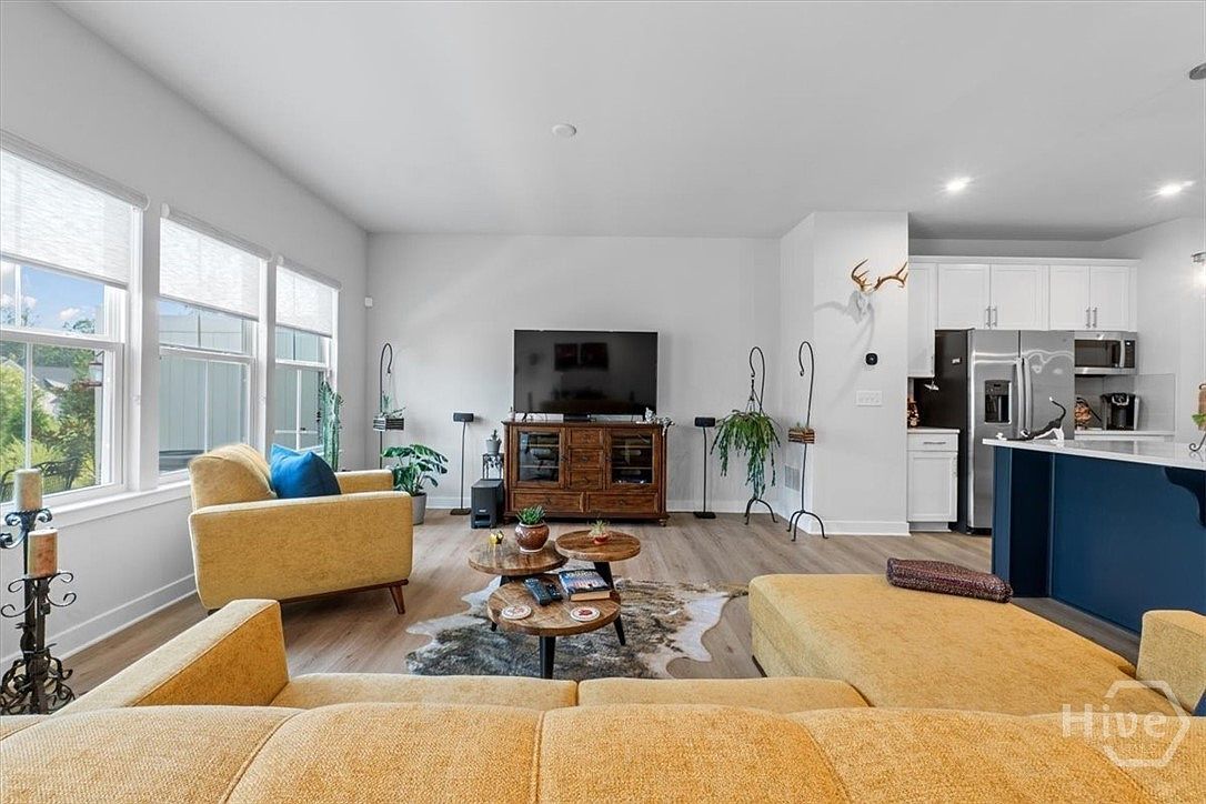 116 Salt Lake Ln Hoschton, GA 30548 - Thumbnail 5