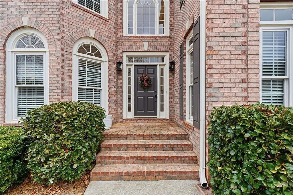 207 Cedarhurst Dr Canton, GA 30115 - Thumbnail 5