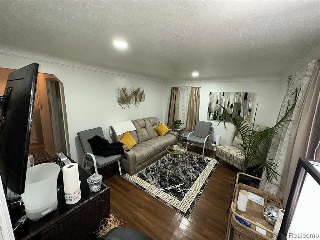 11527 Wayburn St Detroit, MI 48224 - Thumbnail 5