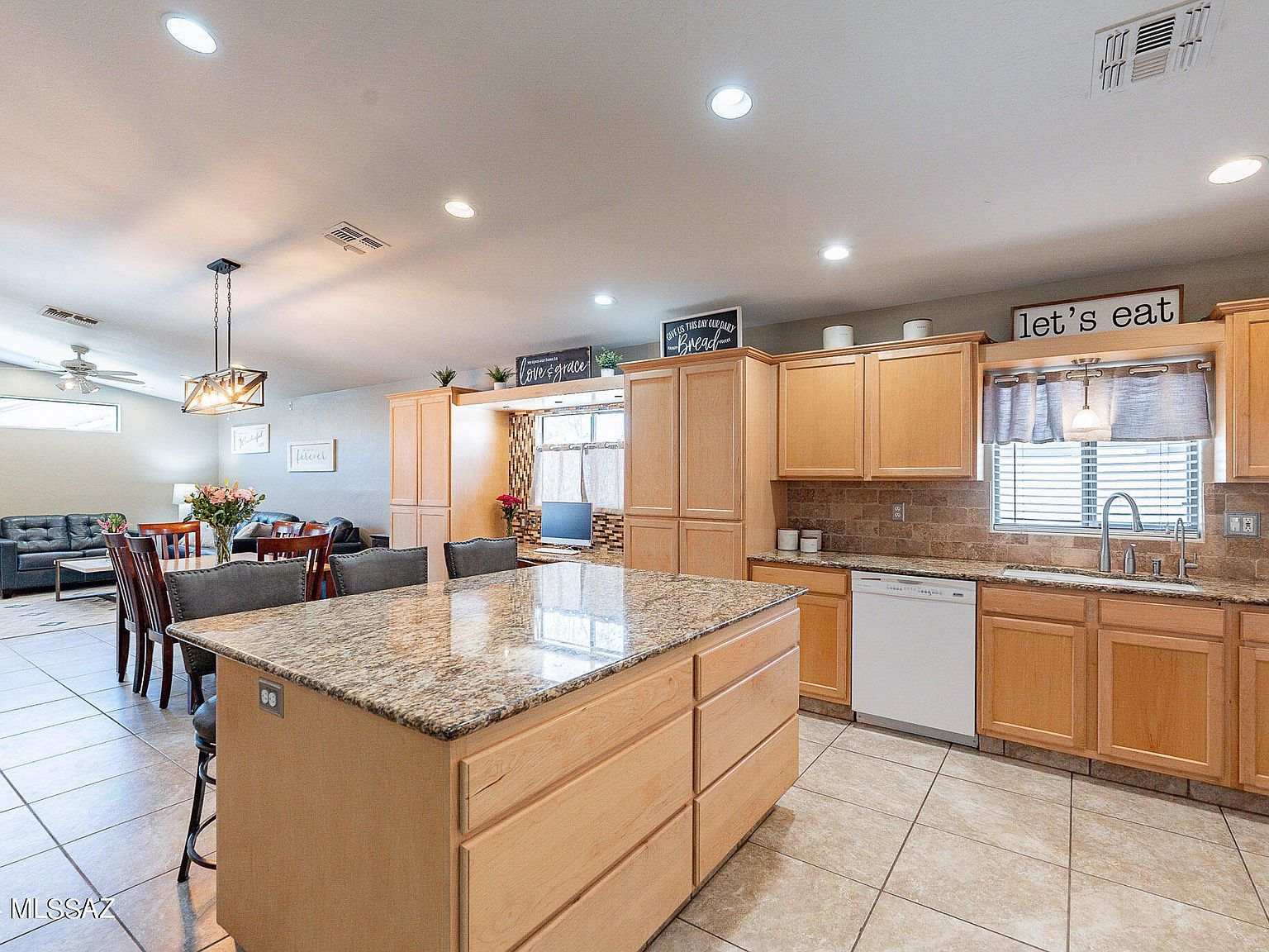 6952 W Tacna Dr Tucson, AZ 85743 - Thumbnail 5