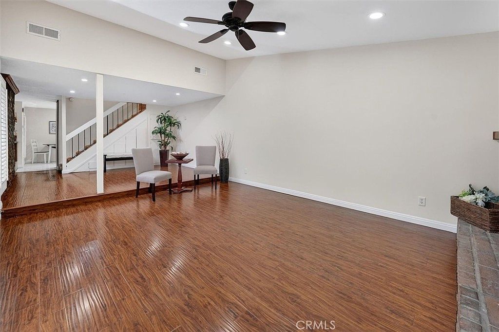 22238 James Alan Cir UNIT 4 Chatsworth, CA 91311 - Thumbnail 5