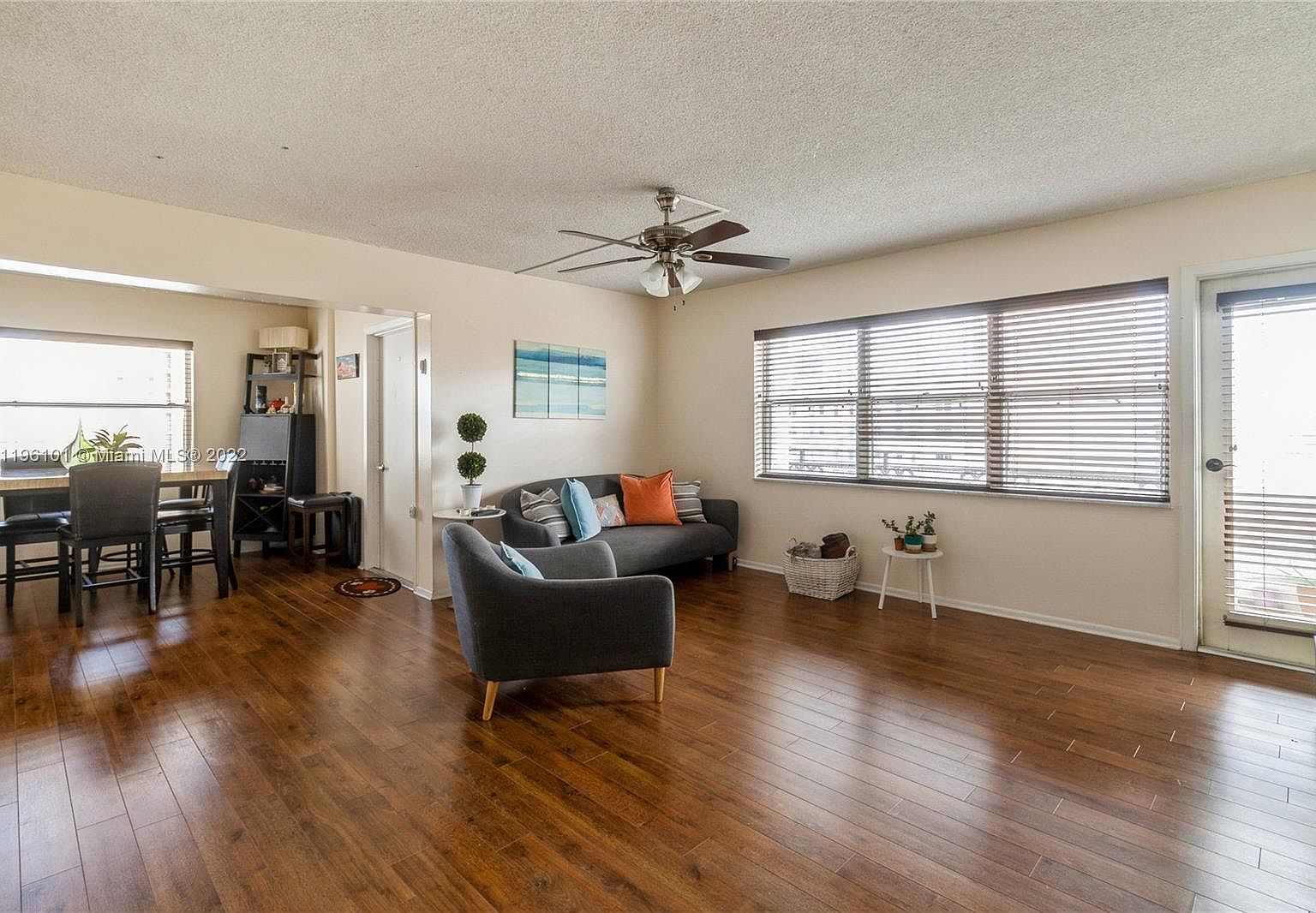 401 Golden Isles Dr APT 613 Hallandale, FL 33009 - Thumbnail 5