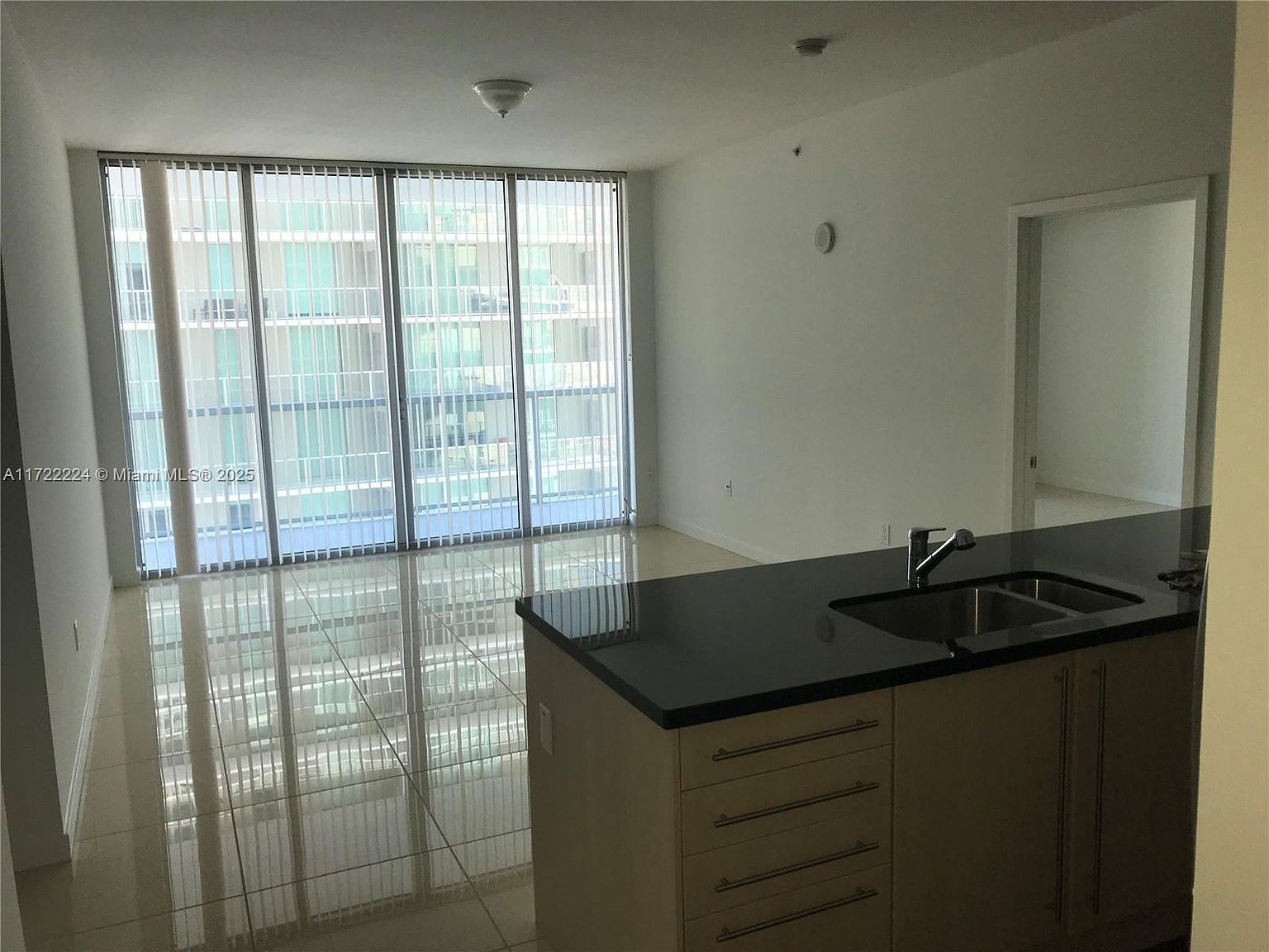 1111 SW 1st Ave APT 3016-N Miami, FL 33130 - Thumbnail 5