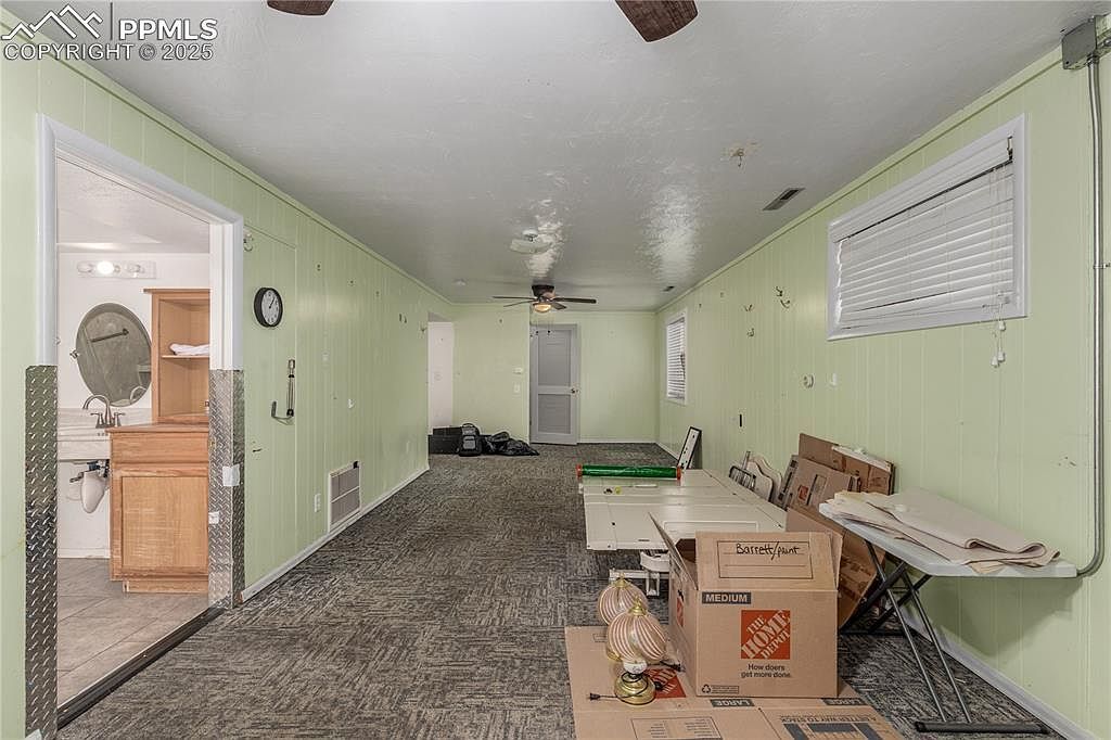 914 Arrawanna St Colorado Springs, CO 80909 - Thumbnail 5