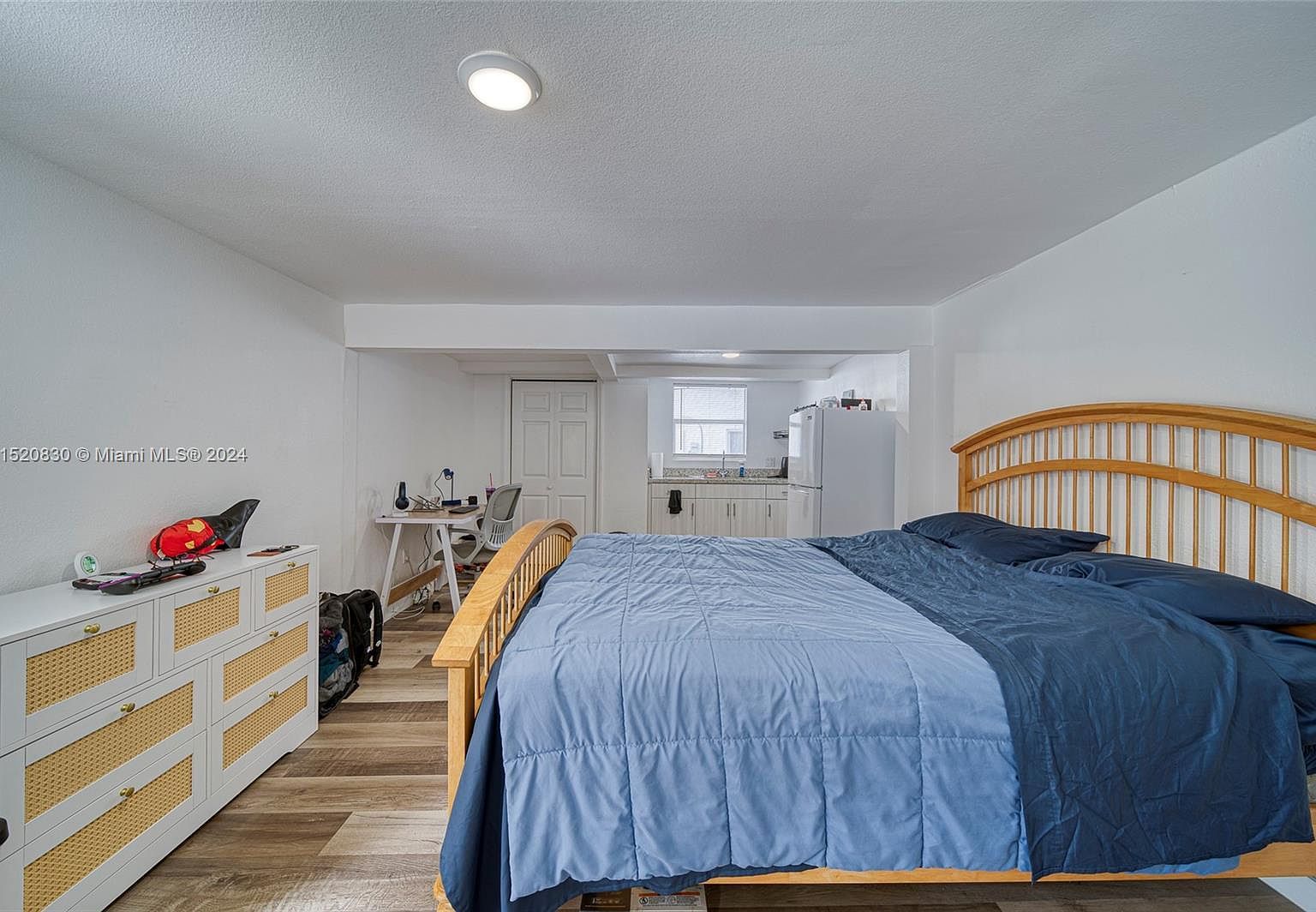 2721 SW 28th Ct Miami, FL 33133 - Thumbnail 5