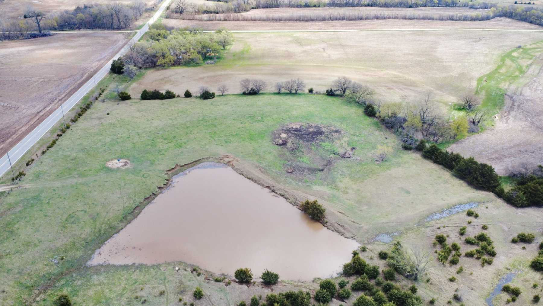 897 Elk Rd, Clay Center, KS, USA, 67432 - Thumbnail 5