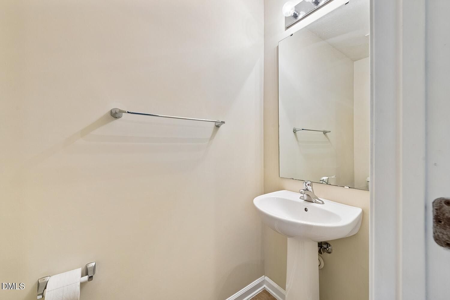 3635 Bison Hill Ln Raleigh, NC 27604 - Thumbnail 5