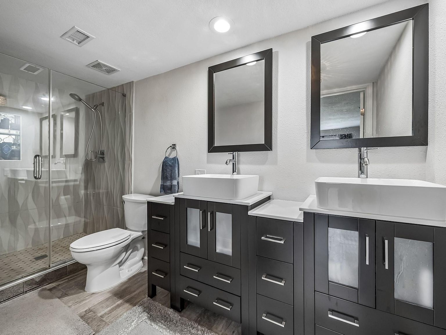 14719 Barryknoll Ln APT 51 Houston, TX 77079 - Thumbnail 5
