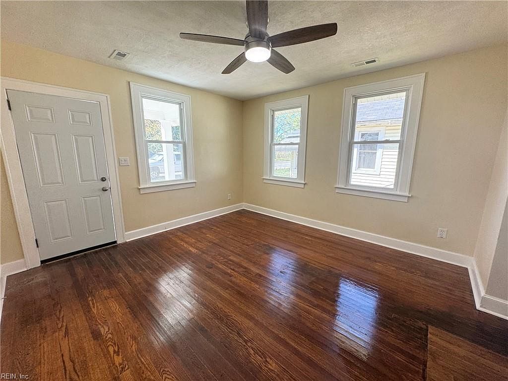 132 Ash Ave Newport News, VA 23607 - Thumbnail 5