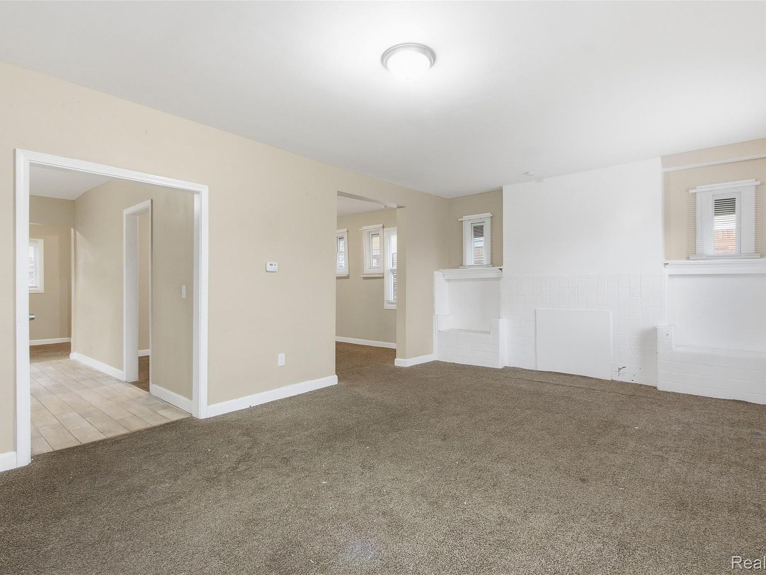 5583 Nottingham Rd Detroit, MI 48224 - Thumbnail 5