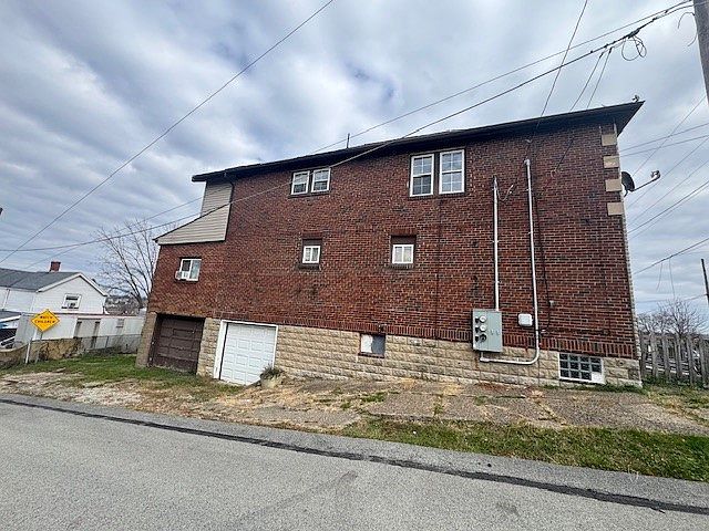 695 Ewing St Washington, PA 15301 - Thumbnail 5