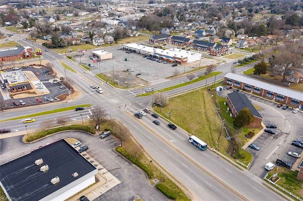 50 Settlers Landing Rd Hampton, VA 23669 - Thumbnail 5