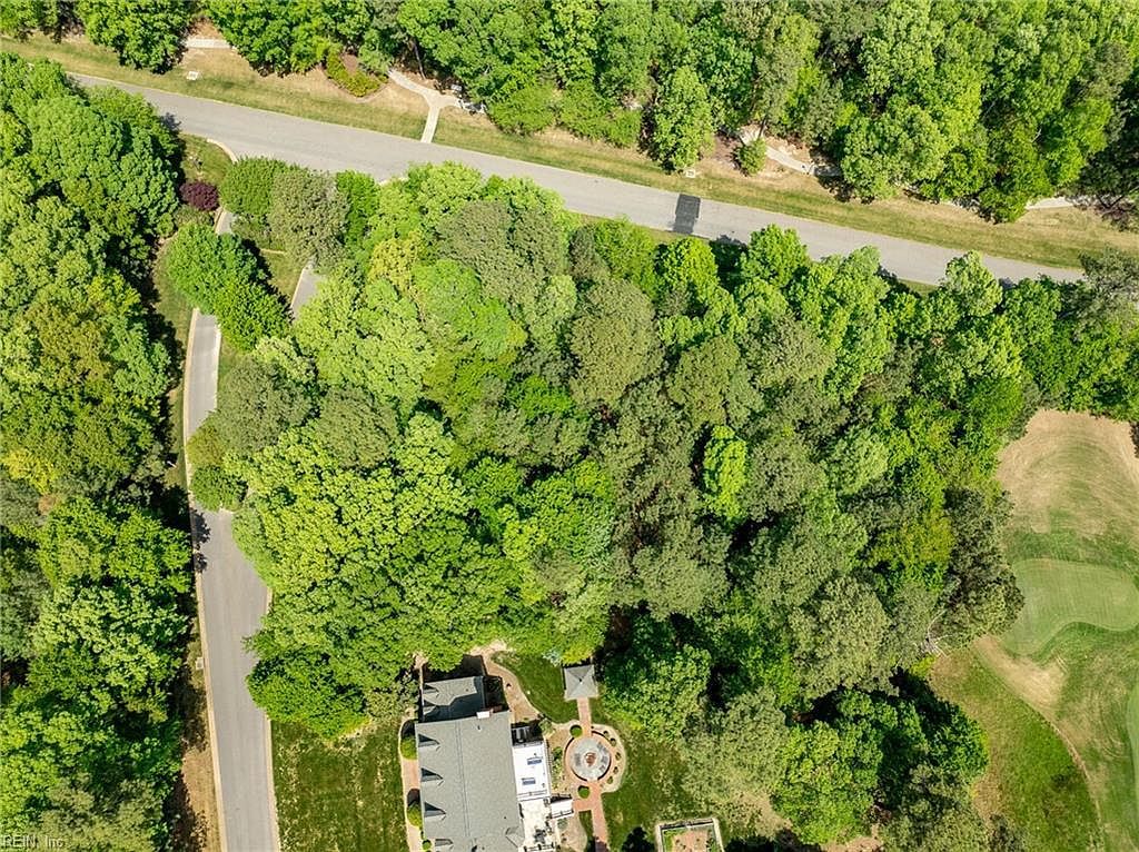 2114 Hornes Lake Rd Williamsburg, VA 23185 - Thumbnail 5