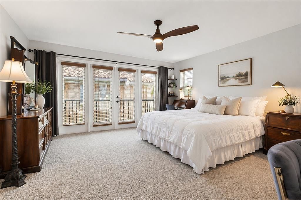208 Valencia Cir Saint Petersburg, FL 33716 - Thumbnail 5
