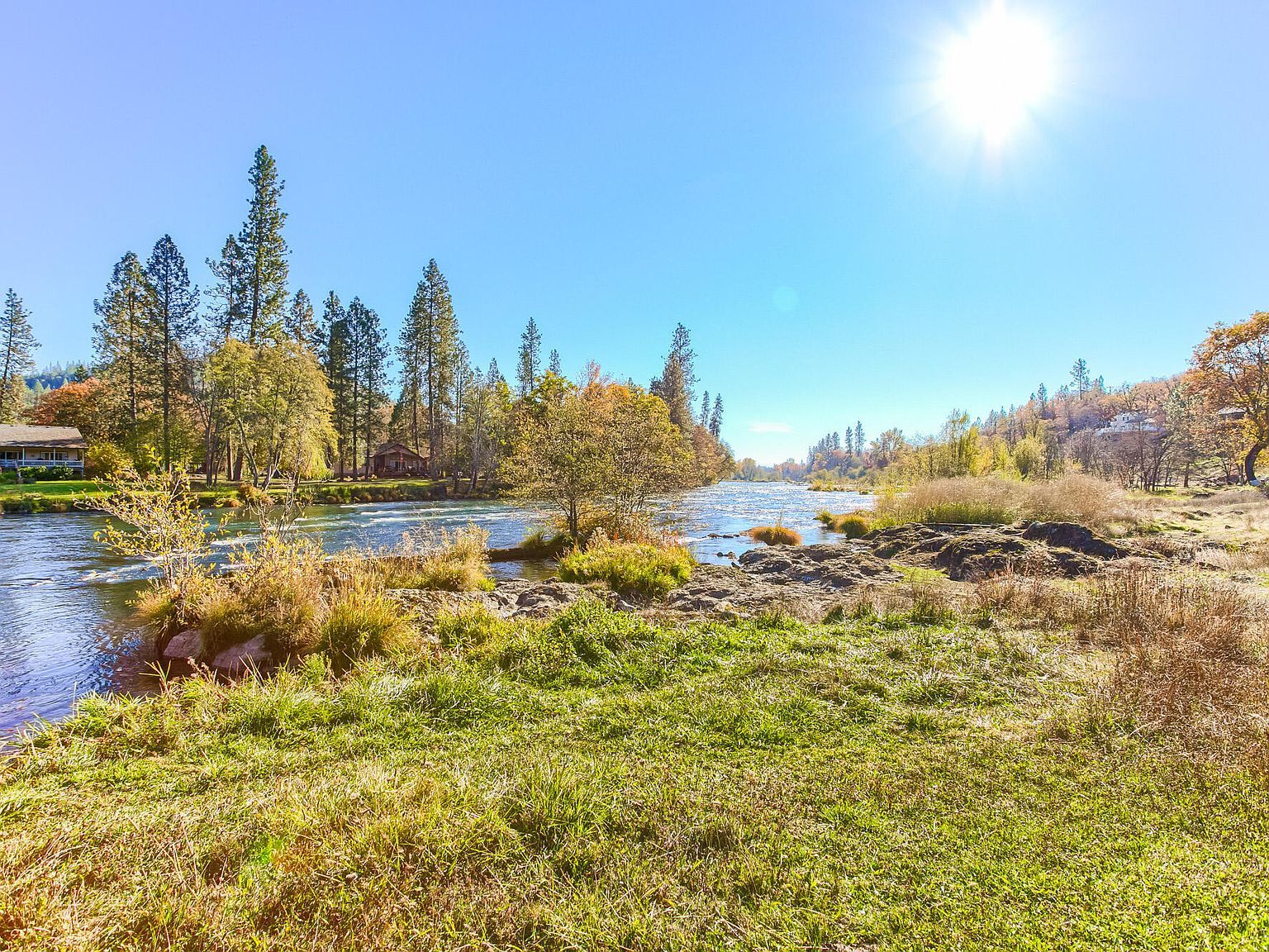 7266 Rogue River Dr Shady Cove, OR 97539 - Thumbnail 5