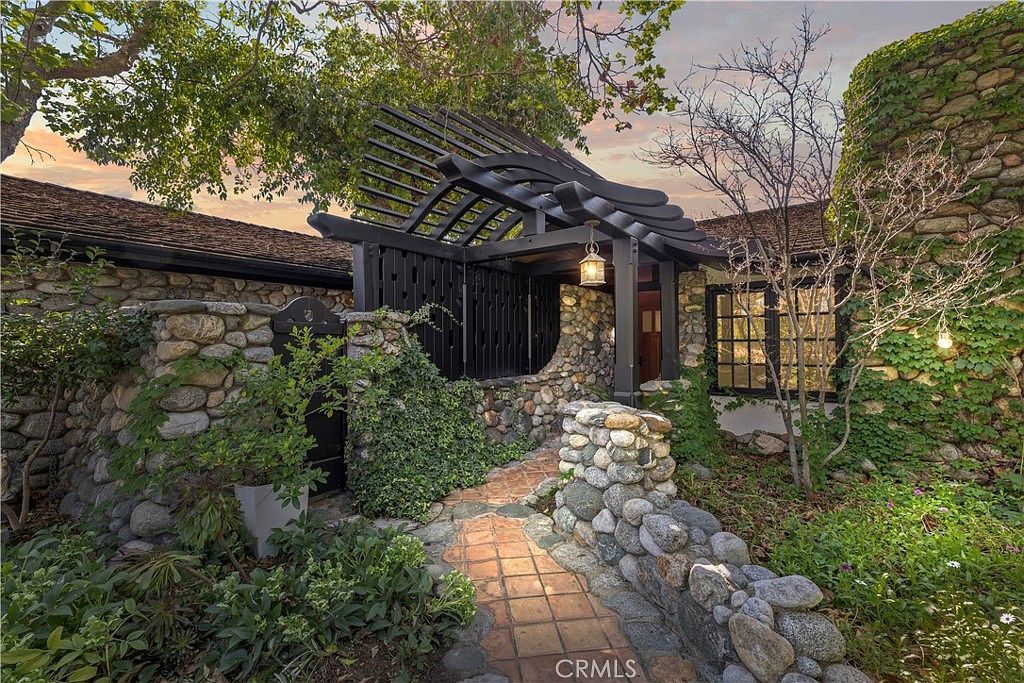 2293 Bonnie Brae Ave Claremont, CA 91711 - Thumbnail 5
