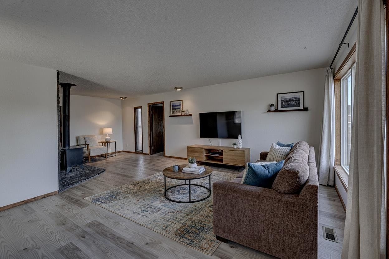 3207 W Saint Cloud St Rapid City, SD 57702 - Thumbnail 5