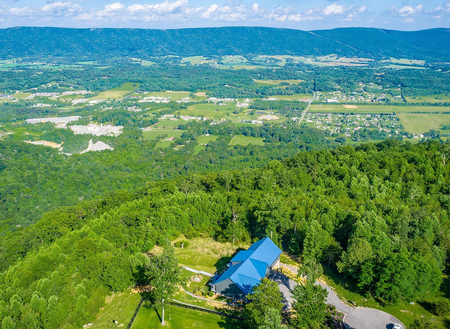 181 Sky High Trl Dunlap, TN 37327 - Thumbnail 5