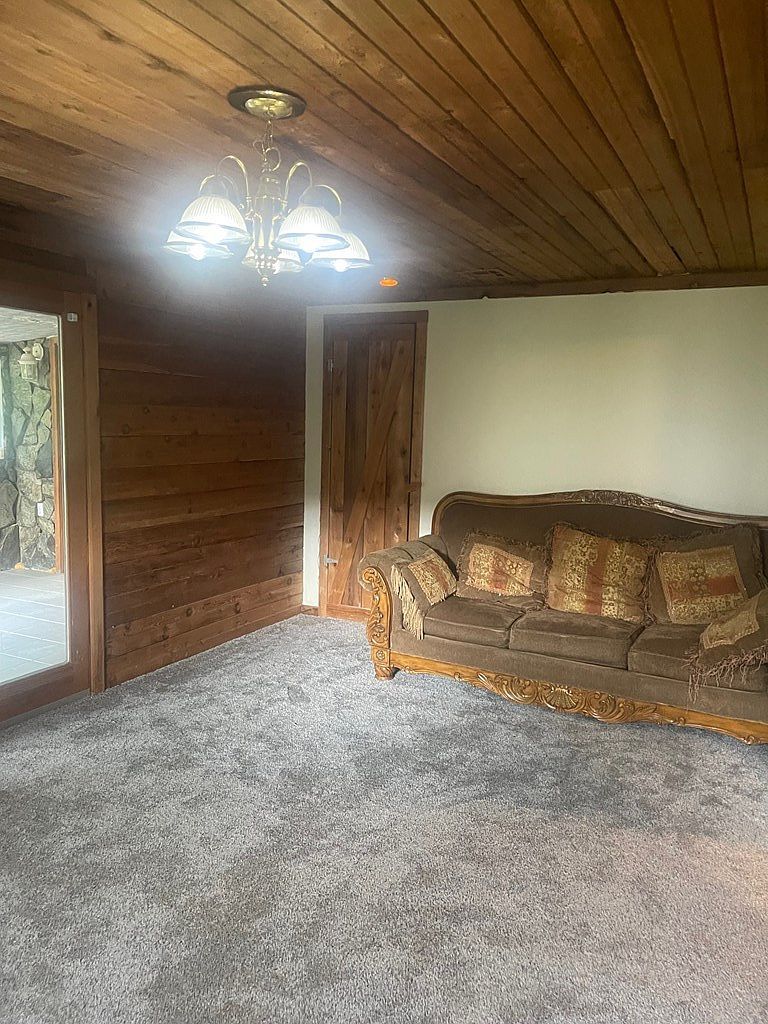 508 Overlook Ter Jenkins, KY 41537 - Thumbnail 5