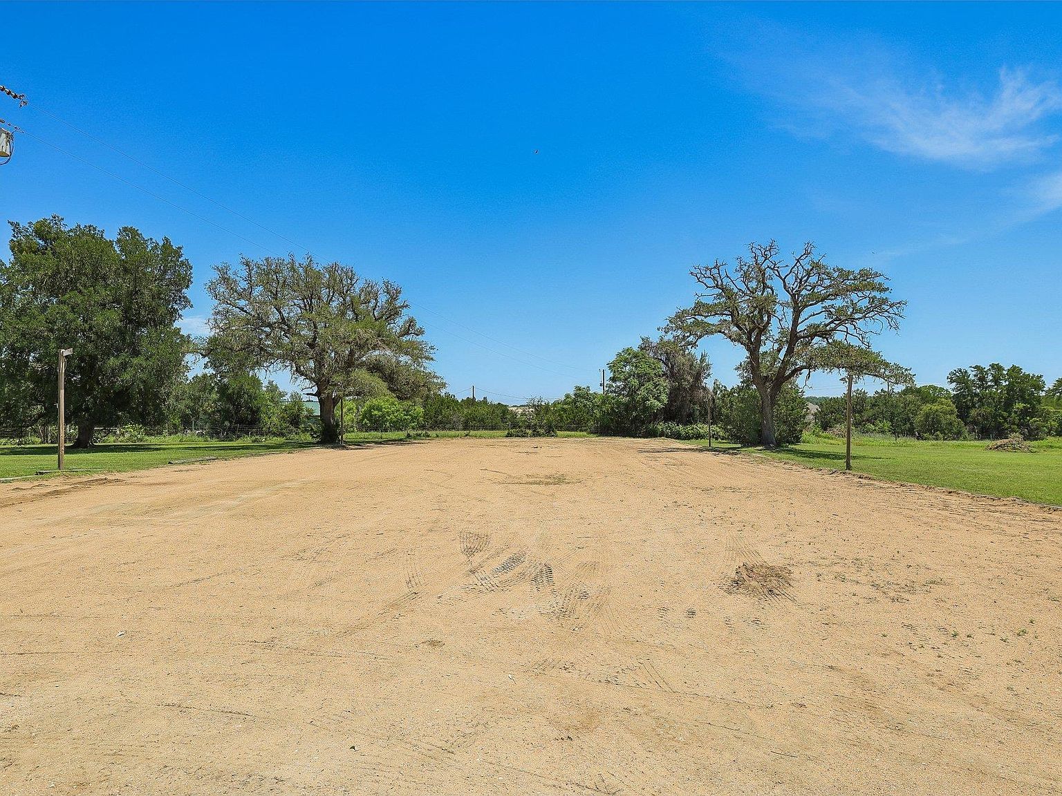 136 Thoroughbred Trce Liberty Hill, TX 78642 - Thumbnail 5